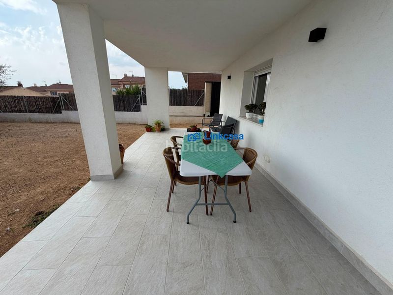 Foto 70cab213-14b3-4026-a5ca-1b780d0f6cc9. Chalet mit heizung parking pool in Navas del Rey