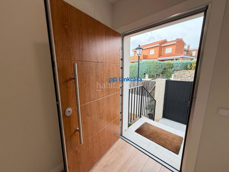 Foto cca8df62-a5af-49fa-be85-1bccaac8a29f. Chalet mit heizung parking pool in Navas del Rey