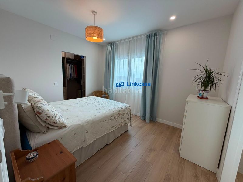 Foto e663f421-31e6-40c7-9a81-63794aae130b. Chalet mit heizung parking pool in Navas del Rey
