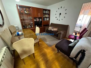 Appartement à Pradolongo. Piso de 125 m2 con garaje, 4 dormitorios