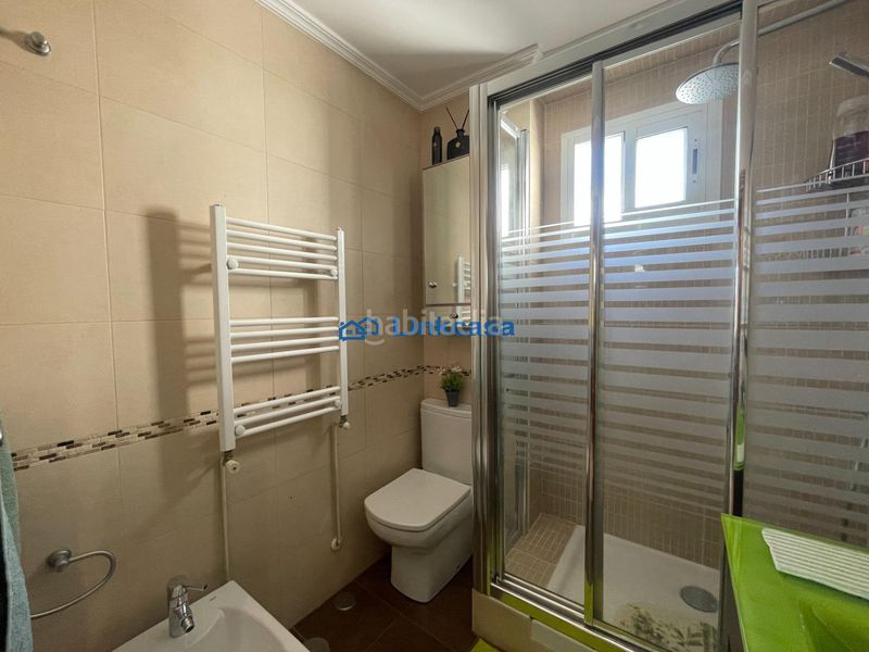 Foto de4a0cb2-eedf-43ce-b4d0-c55acfb97976. Etagenwohnung mit heizung in San Fermín Madrid