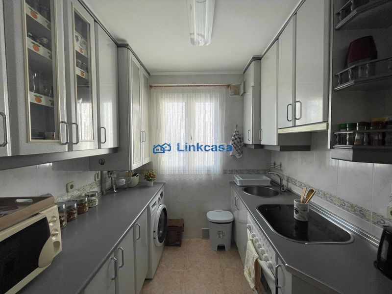 Foto f250ea29-dbb8-4832-81b0-e8c6063f60e6. Etagenwohnung mit heizung in San Fermín Madrid