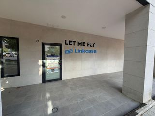 Locale commerciale in Ensanche de Vallecas-La Gavia
