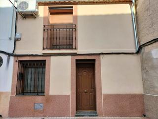 Maison jumelée à Casar de Cáceres. Casa reformada para entrar a vivir