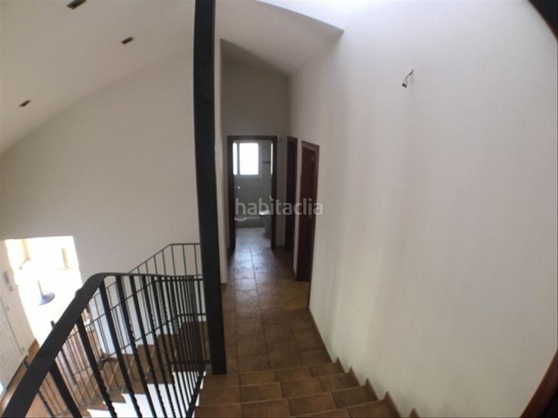 Foto eb379af7-5cb3-4996-bf93-c7fca824cc72. Maison avec chauffage parking dans Cervelló