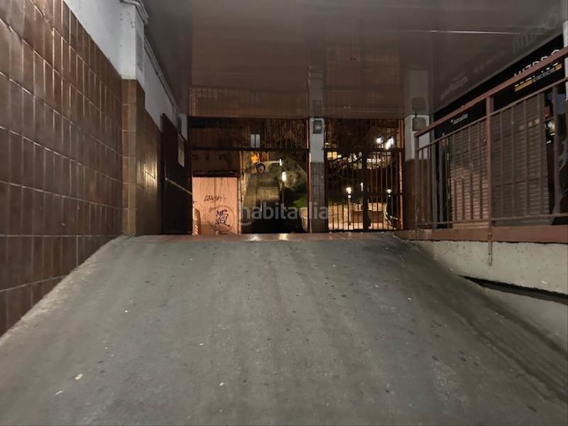 Foto 6ae32662-da38-4d44-a1f4-fef63bd71742. Posto auto in carrer de maragall 18 in Ajuntament-Maragall Ripollet