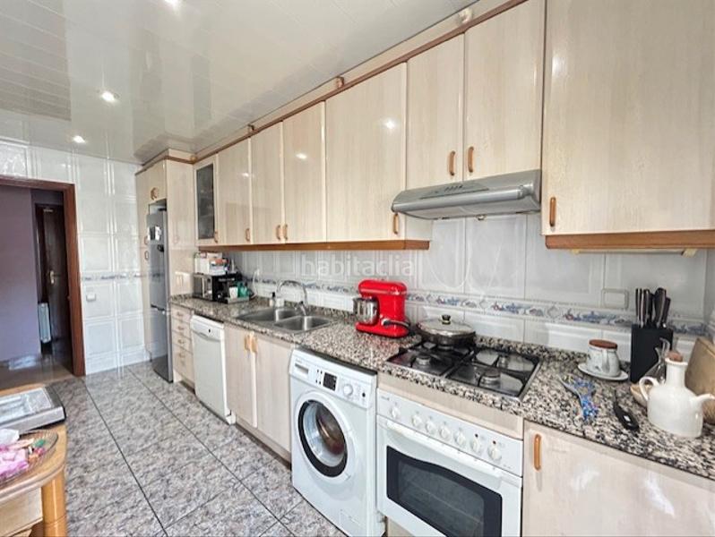 Foto 2de52ef9-c76e-4428-b966-d556d59bc21c. Pis amb calefacció aparcament a La Sagrera Barcelona