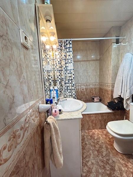 Foto bf9421e5-0872-4c36-826c-3803630f8555. Pis amb calefacció aparcament a La Sagrera Barcelona