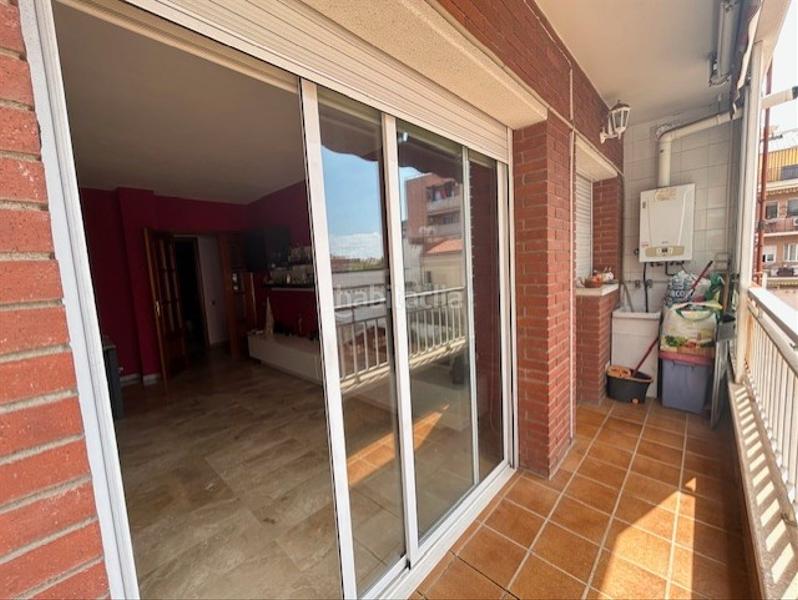 Foto e83eebcd-ff66-43e8-bd9b-7674ba42d566. Pis amb calefacció aparcament a La Sagrera Barcelona