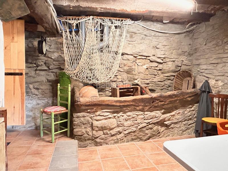 Foto 3e7e4d10-547a-4a1a-a6b2-7a3d2f1461ca. Maison jumelée dans Àger
