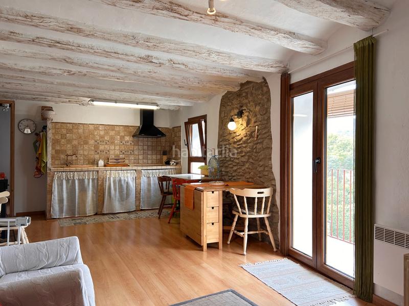 Foto 7d084838-e6e5-4dc1-976a-6a9a03991eb4. Maison jumelée dans Àger