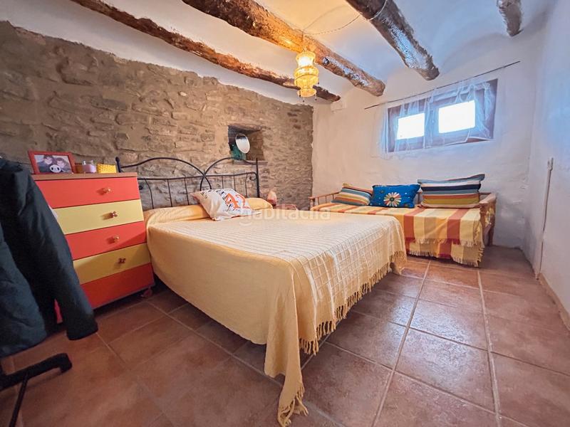 Foto 8113c186-4ec9-4ae5-b4f9-4a671ae3882a. Maison jumelée dans Àger
