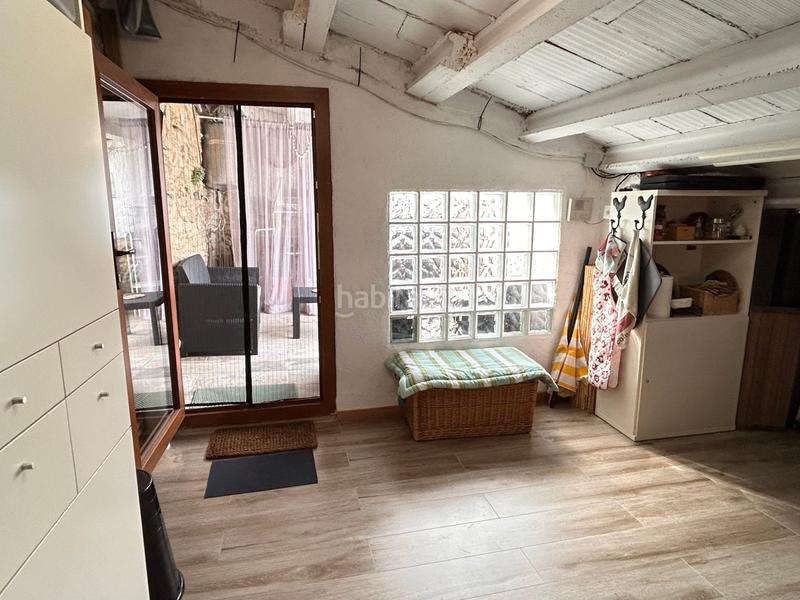 Foto a93a43a1-0c62-4b08-a496-835d14d20ae9. Maison jumelée dans Àger