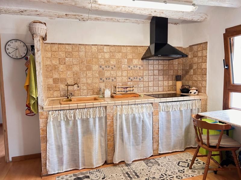Foto c752b7f0-a977-4994-b92f-fc5a0b385291. Maison jumelée dans Àger
