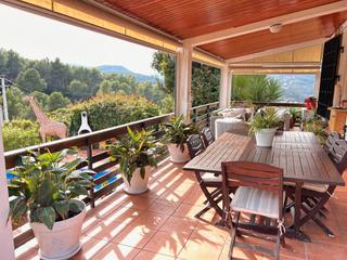 Casa  Carrer bruc. Espacio y luz