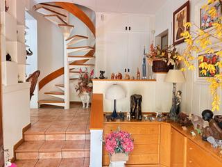 Casa  Carrer bruc. Espacio y luz