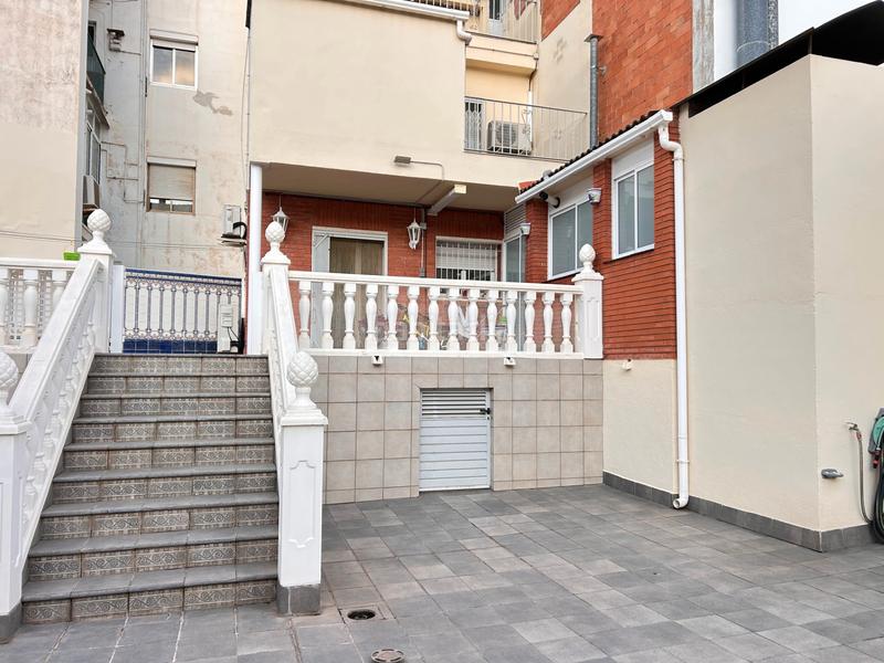 Foto 3718ef2a-1dd7-436a-b384-758fc644e3e2. Casa amb calefacció aparcament a Vinyets-Molí Vell Sant Boi de Llobregat