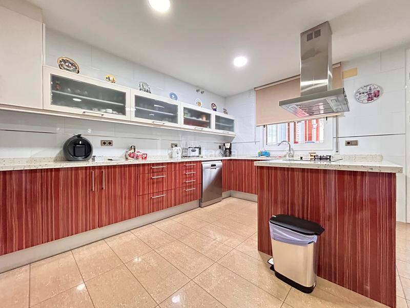 Foto 55f369ae-1129-4207-9a93-aaea1776546e. Casa amb calefacció aparcament a Vinyets-Molí Vell Sant Boi de Llobregat