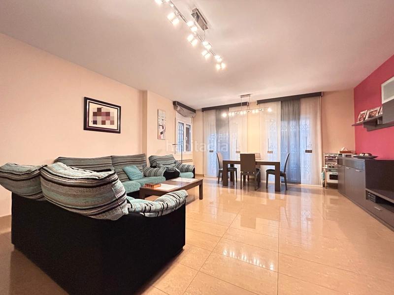 Foto 83f42eb3-860a-42b2-943d-45a821a424c5. Casa amb calefacció aparcament a Vinyets-Molí Vell Sant Boi de Llobregat