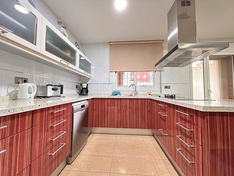 Foto e41a5045-c9dd-4f20-b1c3-47e979c639c9. Casa amb calefacció aparcament a Vinyets-Molí Vell Sant Boi de Llobregat