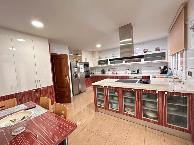 Foto ffb07ad1-753a-482b-a96f-e495edcfc249. Casa amb calefacció aparcament a Vinyets-Molí Vell Sant Boi de Llobregat