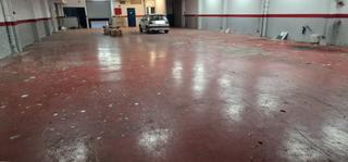 Lloguer Local Comercial  Carrer monturiol. Locales semiindustriales