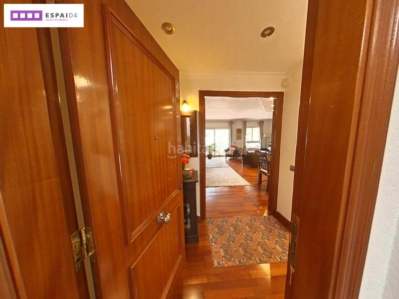 Foto 4634ab97-3d6b-41f9-9222-6d333ac2981d. Piso gran piso en zona pinetones en Casc Antic Ripollet