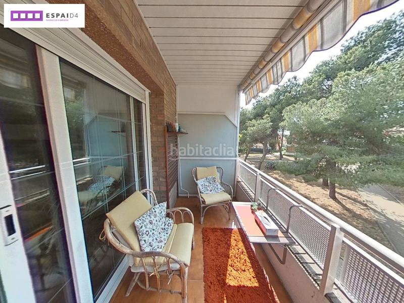 Foto 4c730bf1-4320-477c-befa-661c05dd4af4. Piso gran piso en zona pinetones en Casc Antic Ripollet