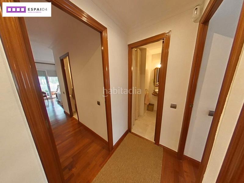 Foto 82475784-2658-4d98-b2c8-02adeee3ec11. Piso gran piso en zona pinetones en Casc Antic Ripollet