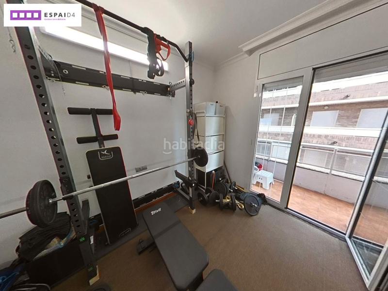 Foto 833b17ec-e19d-4a3c-8459-e7e92d4d18c5. Piso gran piso en zona pinetones en Casc Antic Ripollet