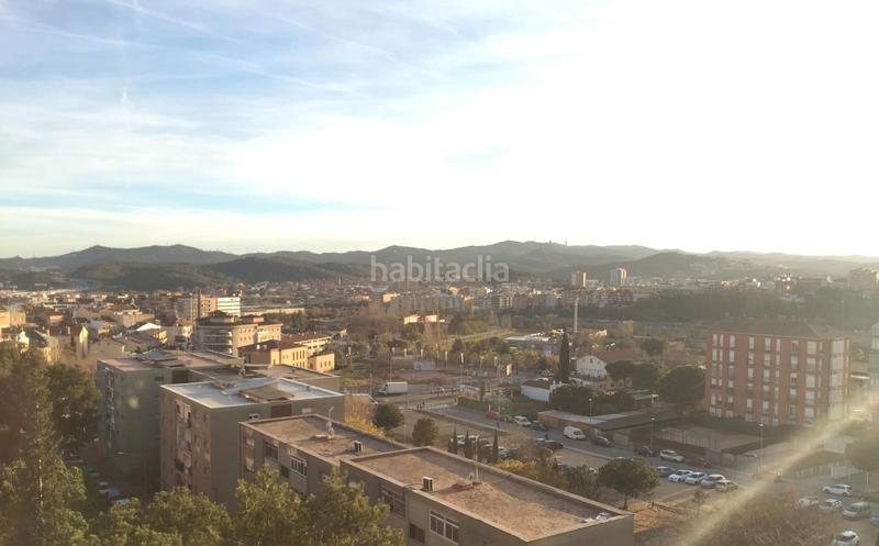 Foto 975ebb2a-bf42-4ed4-93bf-ac79344ad0f2. Piso  con parquing y trastero zona pinetones en Ripollet