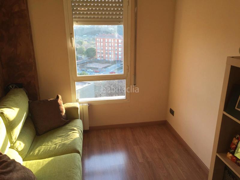 Foto aeec9598-63dd-47c6-b759-ecef20905c1e. Piso  con parquing y trastero zona pinetones en Ripollet