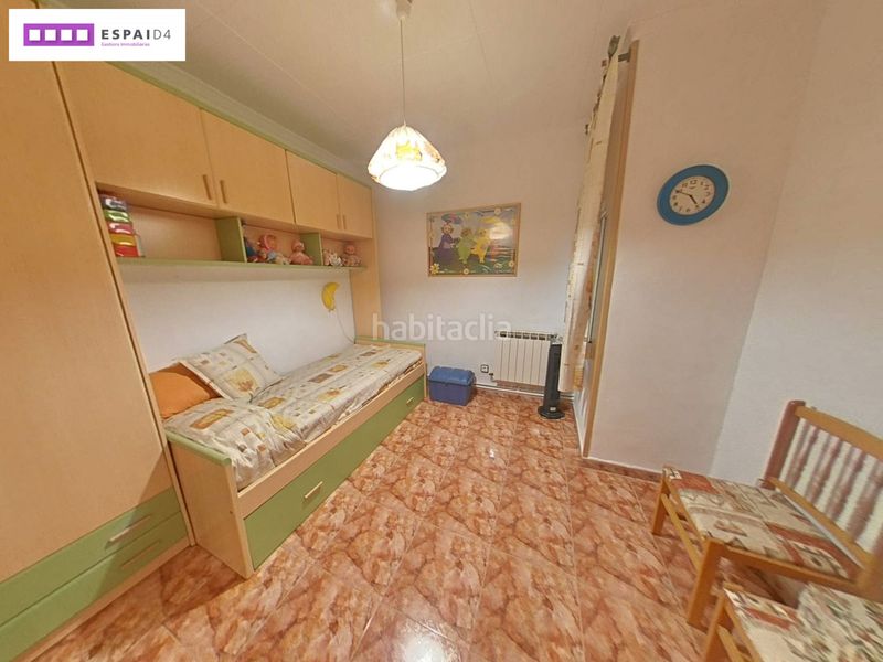 Foto 99772a83-3805-404f-b571-33e103626ce0. Casa amb xemeneia calefacció a Casc Antic Ripollet