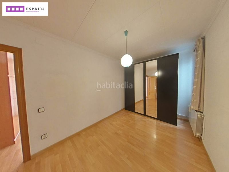 Foto d73873ed-969e-475d-9258-9faf6bedcd59. Casa amb xemeneia calefacció a Casc Antic Ripollet