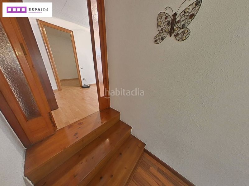 Foto facc727e-8eea-4c12-bf66-c7fc71d8bc0e. Casa amb xemeneia calefacció a Casc Antic Ripollet