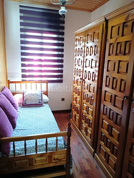 Foto e405de31-8772-4d95-b214-ccaaca449bd5. Casa adossada amb xemeneia calefacció aparcament a Ripollet