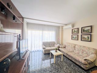 Appartement dans Pla�a Catalunya - Escola Industrial. Sol, espacio y comodidad en el barrio de escoles, terrassa (con