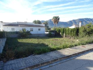 Terreny residencial a Alcalalí. Parcela urbana de 394m2 ubicada en alcalali.