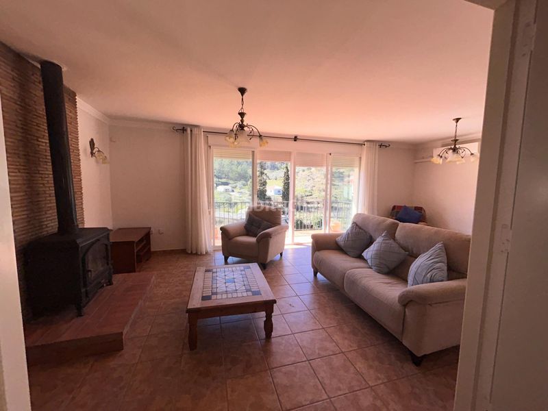 Foto 5680d0bf-731a-4726-9b37-4ad77ba75606. Casa amb aparcament piscina a Castell de Castells