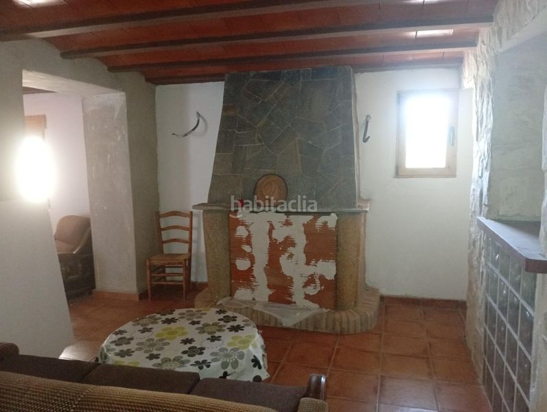 Foto 691b81b9-ef18-4cbf-9456-e462fa000e86. Casa amb aparcament a Llíber