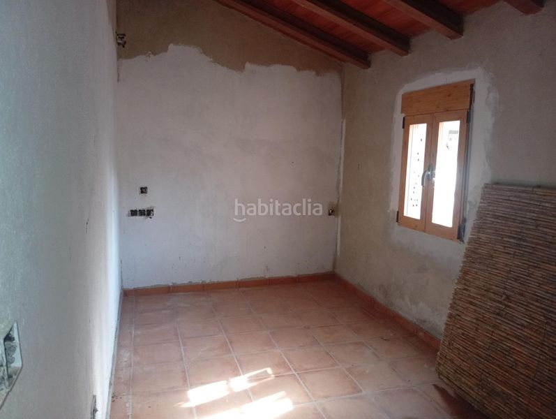 Foto ab57b1b1-62c8-4cfb-98ff-d7a5ef33a8ea. Casa amb aparcament a Llíber