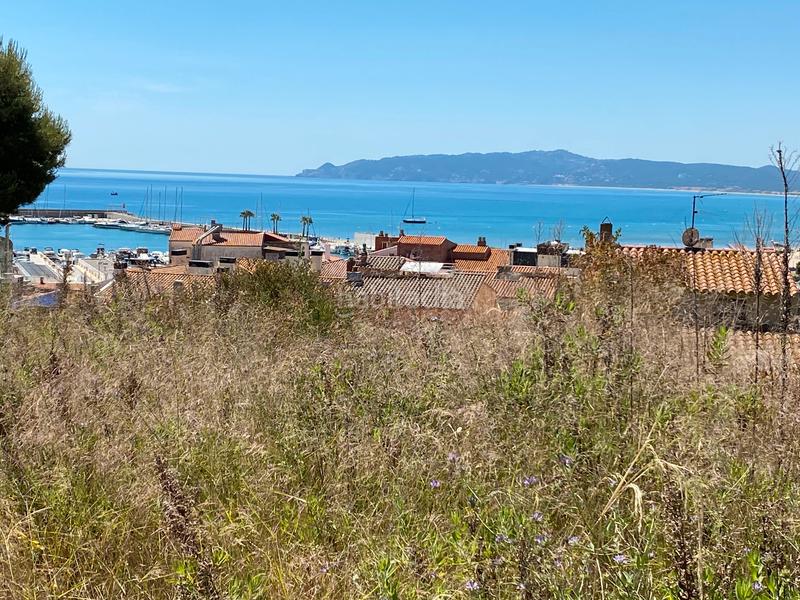 Foto 7b05d850-1c2c-4a33-a276-ed1d92b7239d. Terreno residencial gran terreno de 3500m2 con vistas al mar en el en Estartit
