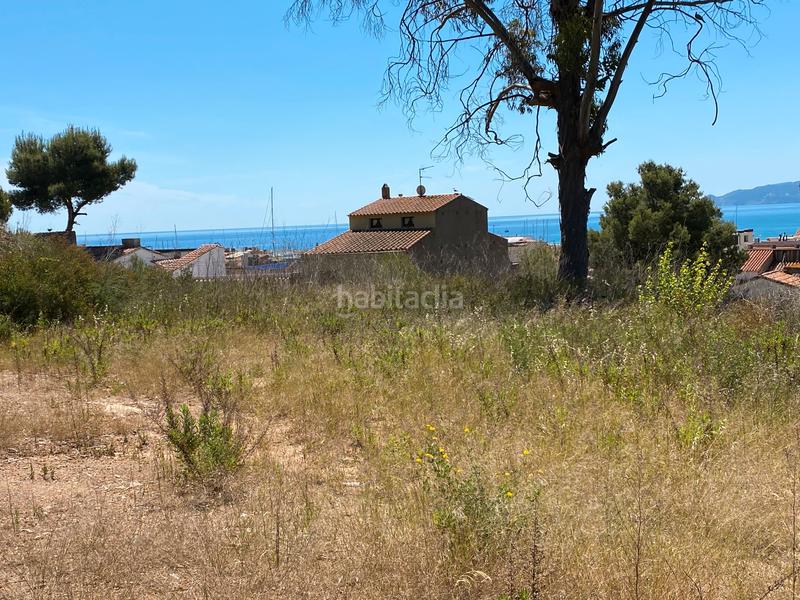 Foto 9d325ecd-c40e-48f3-95b5-bf76d2eb2fbe. Terreno residencial gran terreno de 3500m2 con vistas al mar en el en Estartit