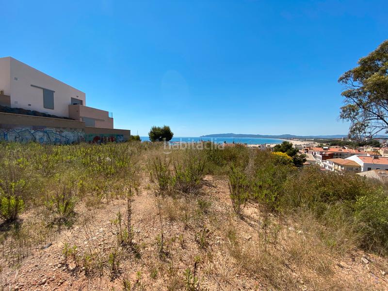 Foto d196aa78-e904-488a-8f42-ed7646bce853. Terreno residencial gran terreno de 3500m2 con vistas al mar en el en Estartit