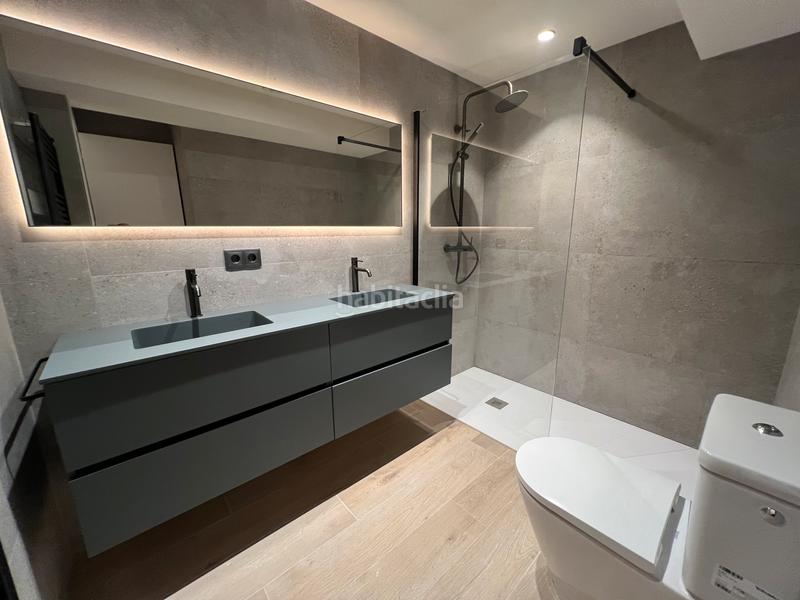 Foto ae10db96-37bb-4090-90ed-d9a07bfbf0b1. Àtic amb calefacció a Eixample Sant Feliu de Guíxols