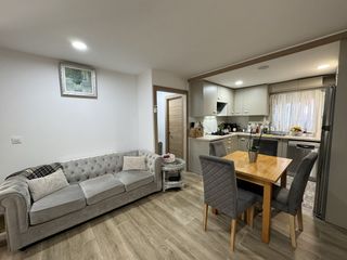 Pis  Carrer de pontevedra. Planta baja completamente reformada