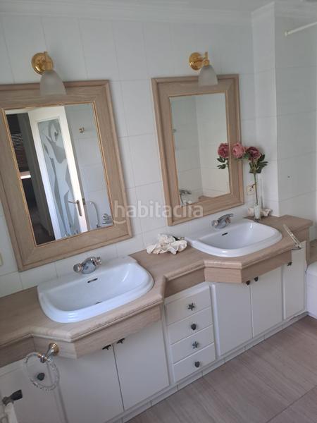 Foto 733f8a33-c5a5-4a82-ba74-f97c75e88469. Chalet mit parking in Eixample Sant Feliu de Guíxols