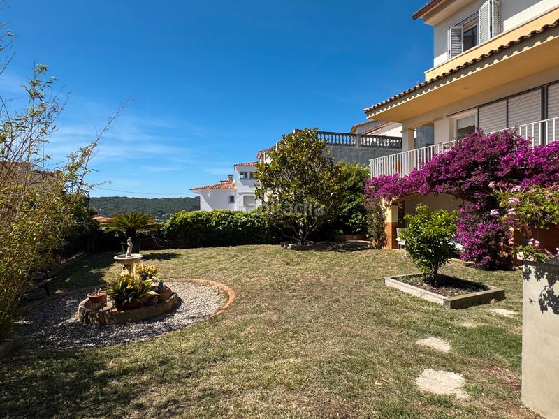 Foto bade06f3-b633-4487-a7a4-cfd9fdf145f8. Chalet  en el casco urbano con piscina, jardin y 4 plazas de parking en Sant Feliu de Guíxols