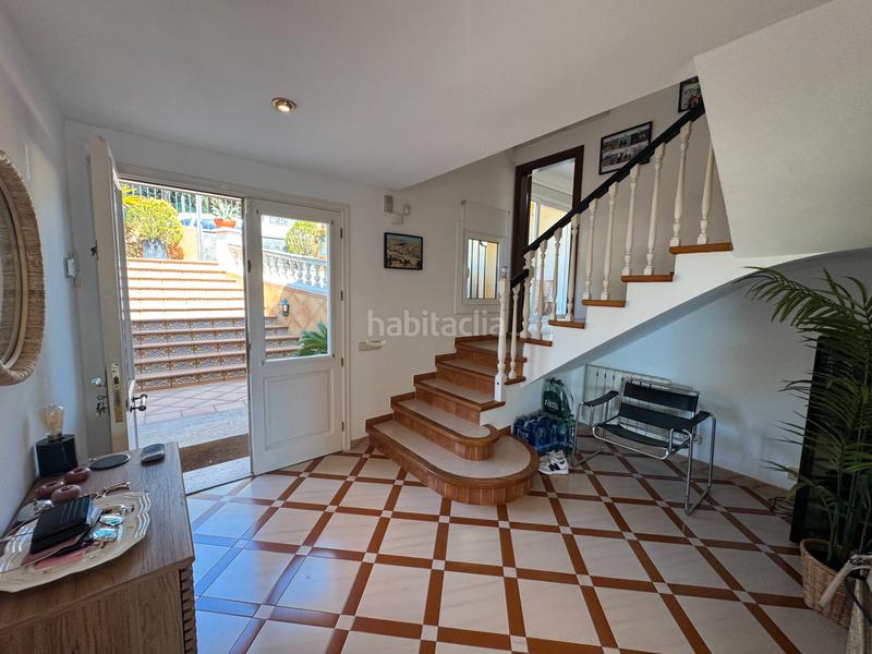 Foto e0a4f120-4b1e-445b-867c-8983a42e25c1. Chalet  en el casco urbano con piscina, jardin y 4 plazas de parking en Sant Feliu de Guíxols