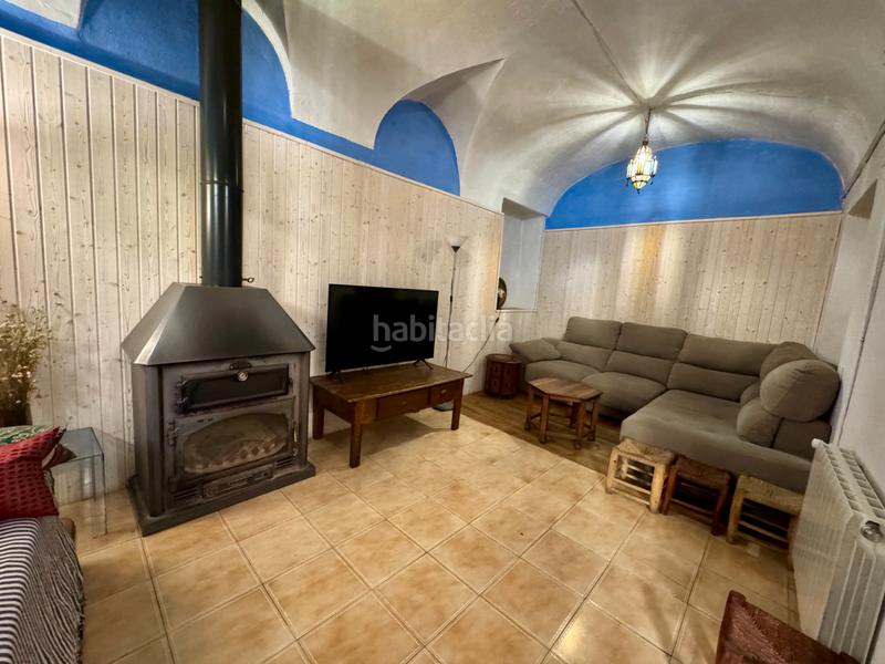 Foto 1576bb26-5f67-4979-aac5-793226d9a087. Casa adossada amb calefacció a Eixample Sant Feliu de Guíxols